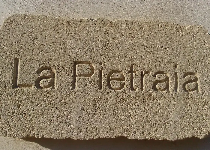 Trulli La Pietraia 펜션 *