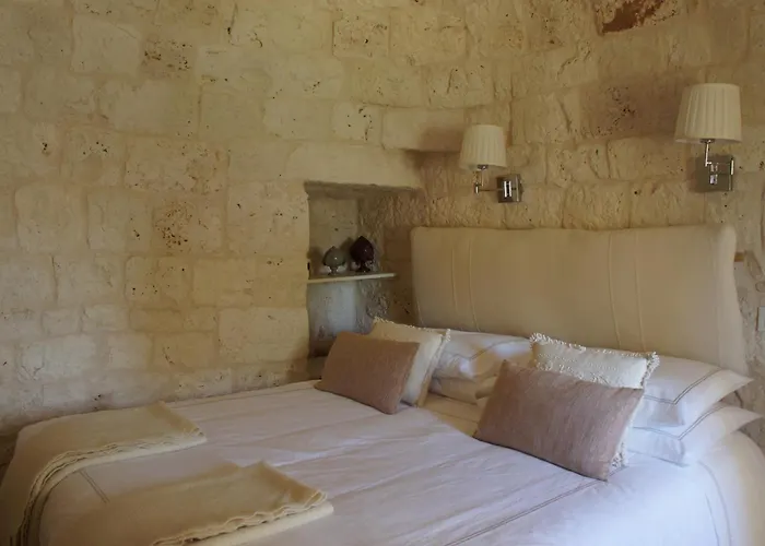 Trulli La Pietraia * 오스투니